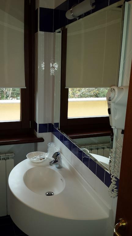 Hotel Pesek San Dorligo della Valle Szoba fotó