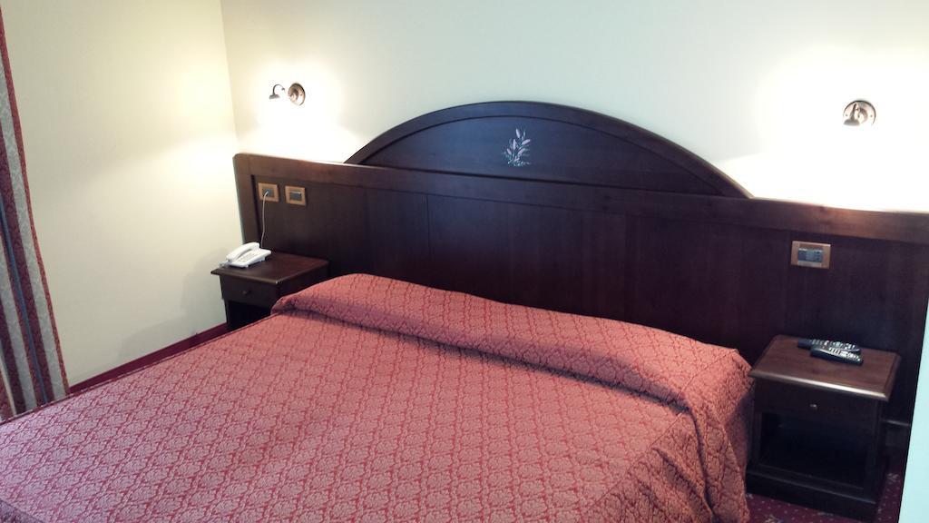 Hotel Pesek San Dorligo della Valle Szoba fotó