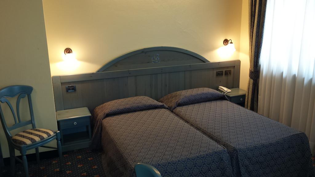 Hotel Pesek San Dorligo della Valle Szoba fotó