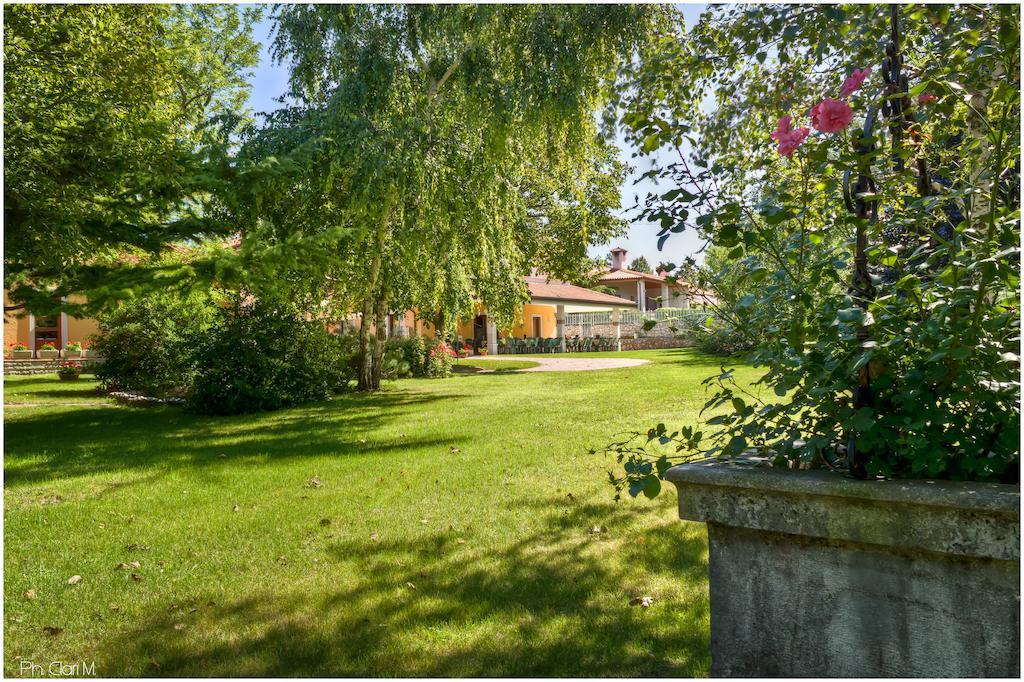 Hotel Pesek San Dorligo della Valle Kültér fotó